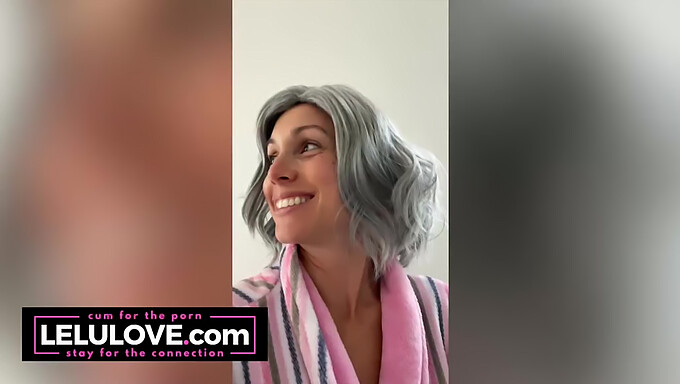 O Vídeo Amador De Webcam De Lelu Love Apresenta Striptease, Aquecimento Vocal E Close-Up De Sua Buceta Antes E Depois Do Sexo