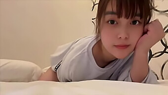 Sweet Momoka'S Solo Show And Unexpected Orgasm