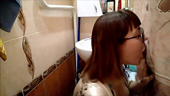 Amateur Webcam Gloryhole:Sis Gets Step Bro'S Cock In The Bathroom